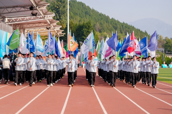 仰望星空探真理，纵横赛场露芳华——天文与空间科学学院健儿在中国科学院大学2026年田径运动会斩获佳绩